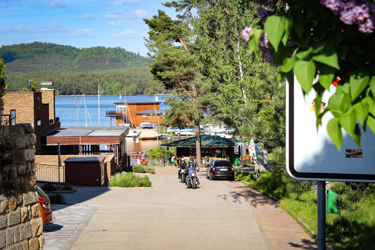 Jezerni Apartman S Terasou A Saunou V Lakepark Residence Doksy  Eksteriør bilde